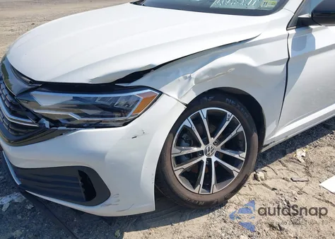 2024 Volkswagen Jetta 1.5T Sport from USA, damaged, VIN 3VWBM7BU9RM010331